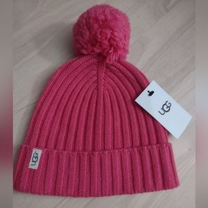 UGG Knit Hot Pink Fuzzy Pom Pom Beanie Hat Y2K Kawaii